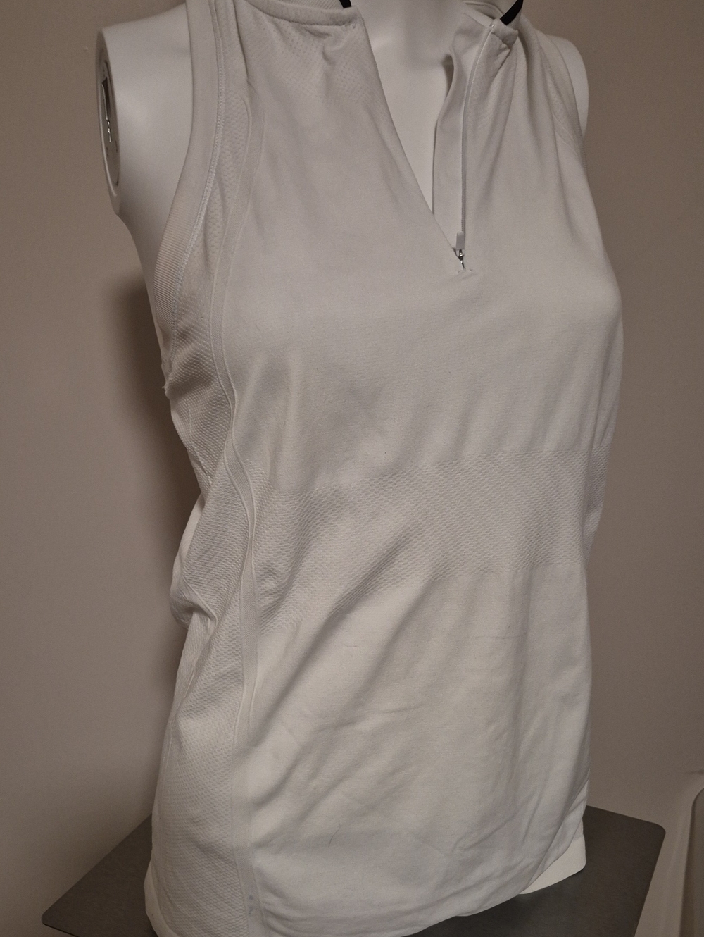 Athleta White Sleeveless Zip-Front Performance Tank